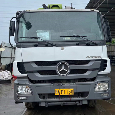 De Concrete Pomp Gesloten Lijn 600 L van de Zoomlion Hydraulische Gebruikte Vrachtwagen