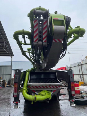 De hydraulische van de Tweede Hand Concrete Pompen van Zoomlion Diesel 400L 49m