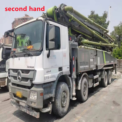 De gebruikte Concrete Pomp 38.8T 52m 47m van Zoomlion Putzmeister P30