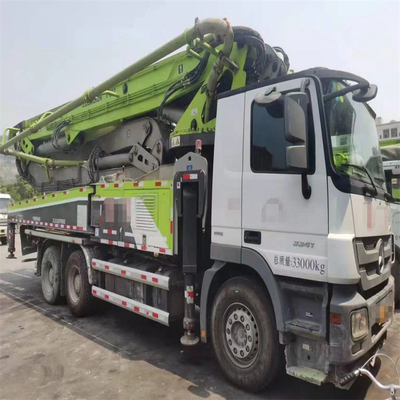 De gebruikte Concrete Pomp 38.8T 52m 47m van Zoomlion Putzmeister P30