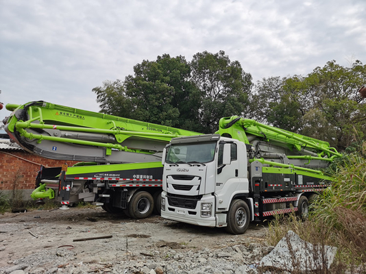 De vrachtwagen zette Mobiele Concrete Pompvrachtwagen 150M3/H op