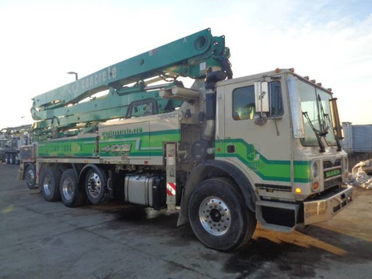Gebruikte Zoomlion-Diesel Vrachtwagen Concrete Pomp met Max. Gezamenlijke Diameter van 24-36 Mm