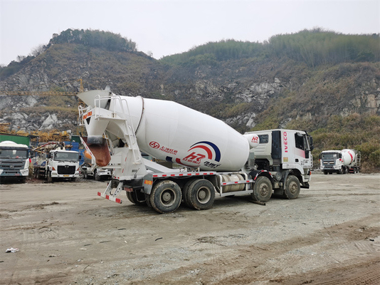 de Witte Tweelingvrachtwagen van de de Schacht Concrete Mixer van 10m ³ voor Industrieel