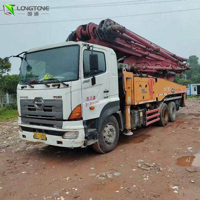 De vrachtwagen zette Concrete Pomp 42M With Boom op voor Bouwprojecten